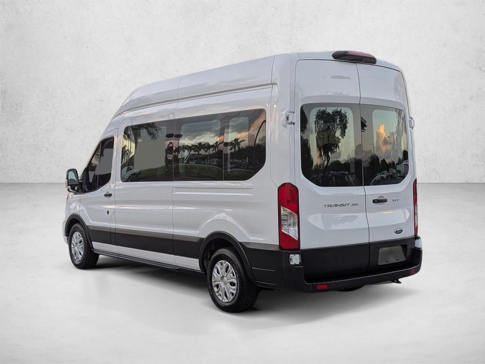2022 Ford Transit-350 Passenger Van Base