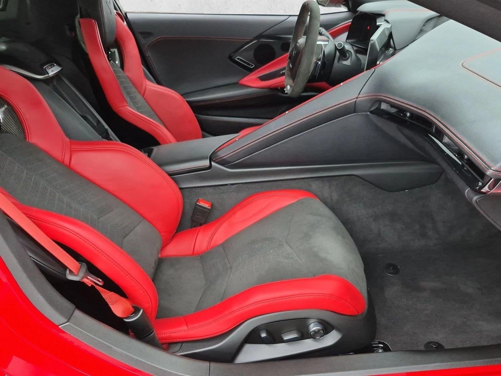 2025 Chevrolet Corvette E-Ray 2LZ