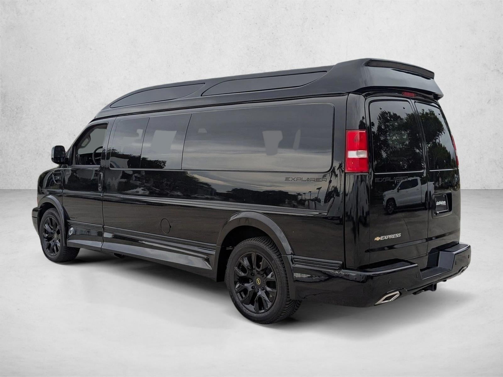 2025 Chevrolet Express Cargo 2500 Base