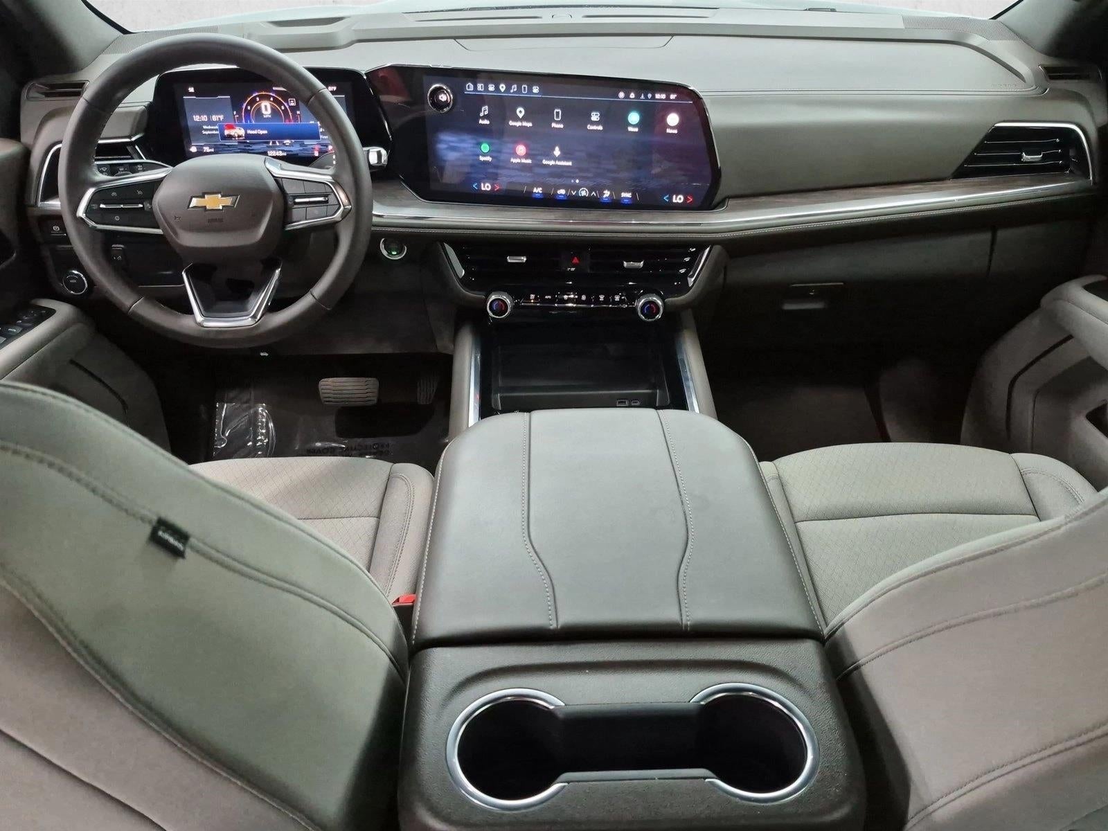 2025 Chevrolet Suburban LS