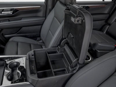 2027 Chevrolet Suburban LT