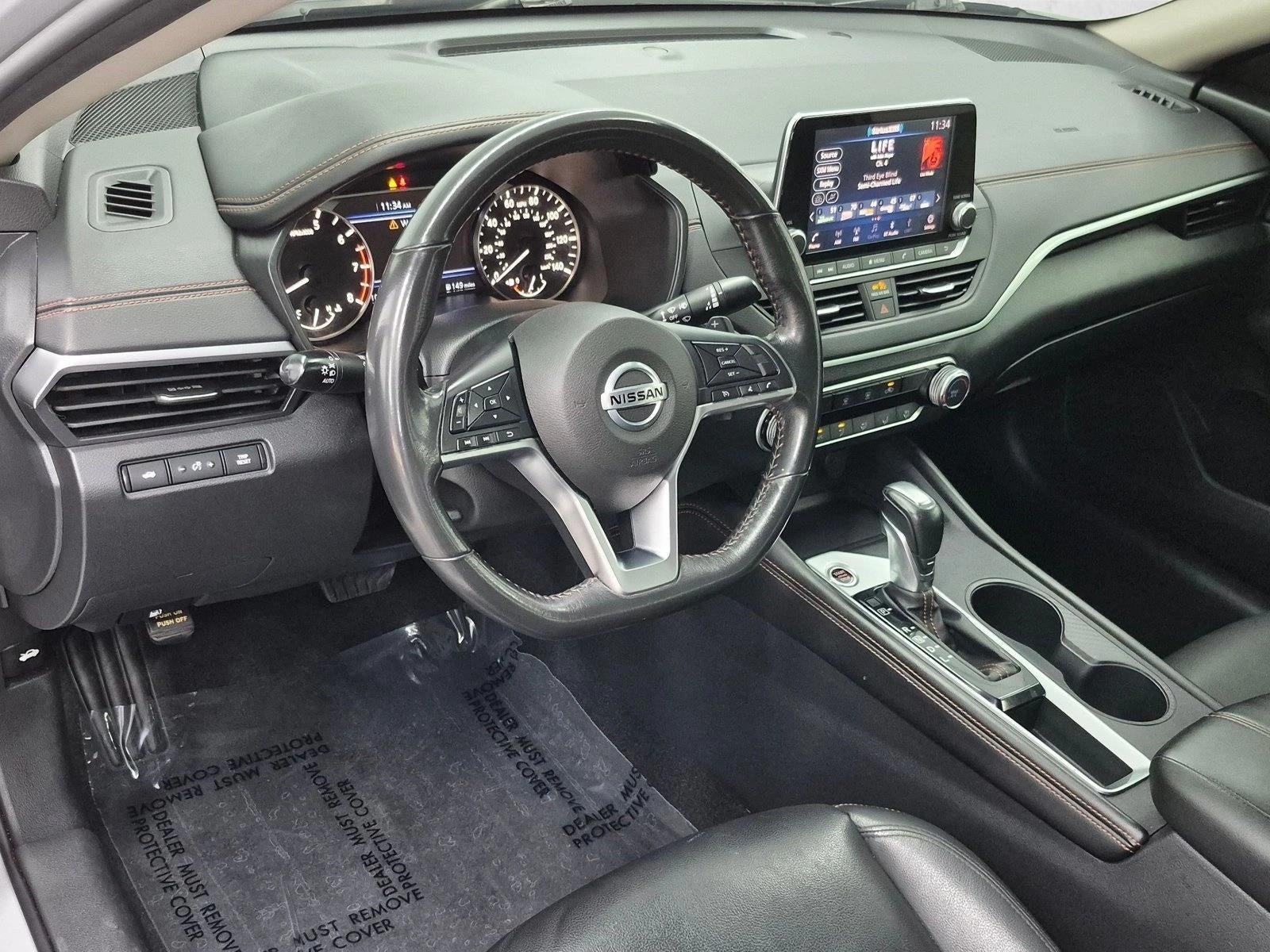 2022 Nissan Altima SR FWD
