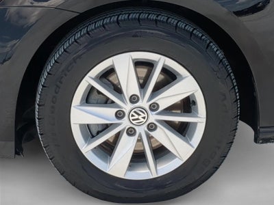 2017 Volkswagen Golf TSI S 4-Door