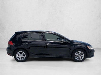 2017 Volkswagen Golf TSI S 4-Door