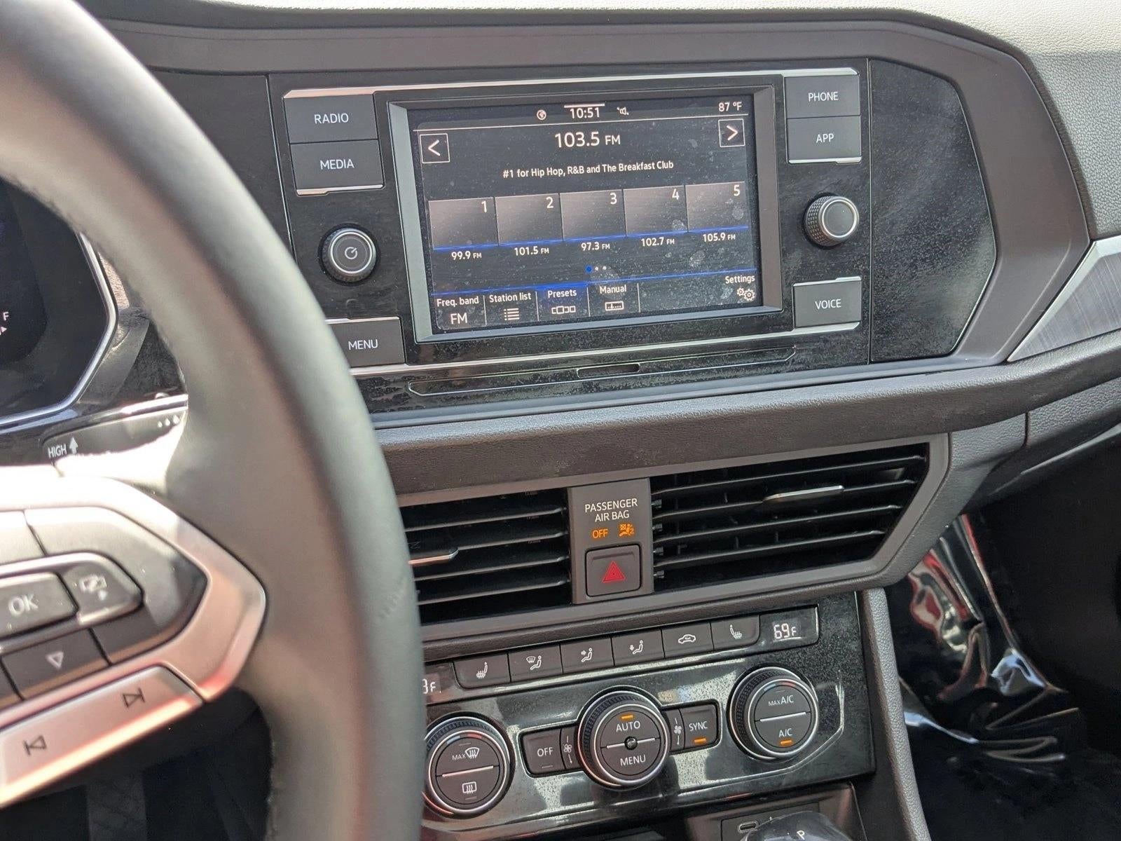 2022 Volkswagen Jetta 1.5T SE
