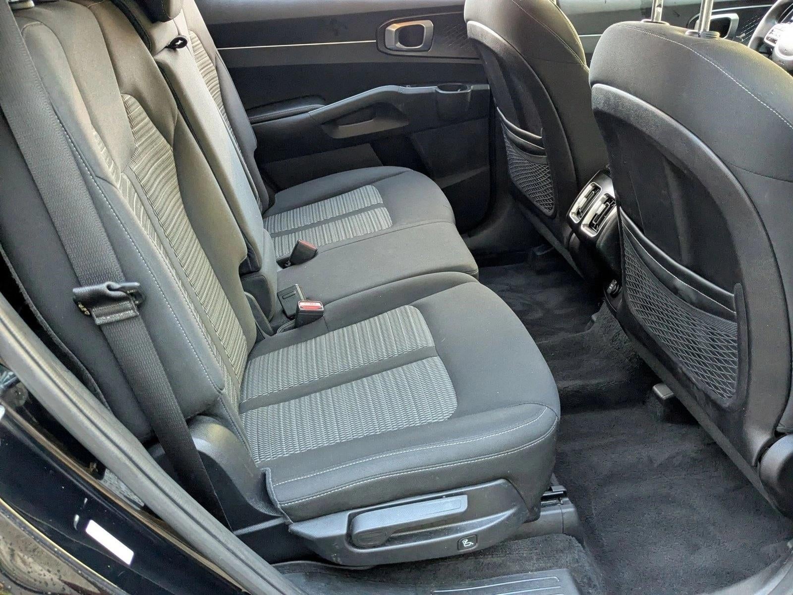 2022 Kia Sorento LX
