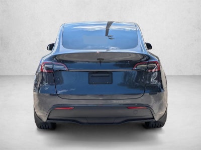 2025 Tesla Model Y Long Range