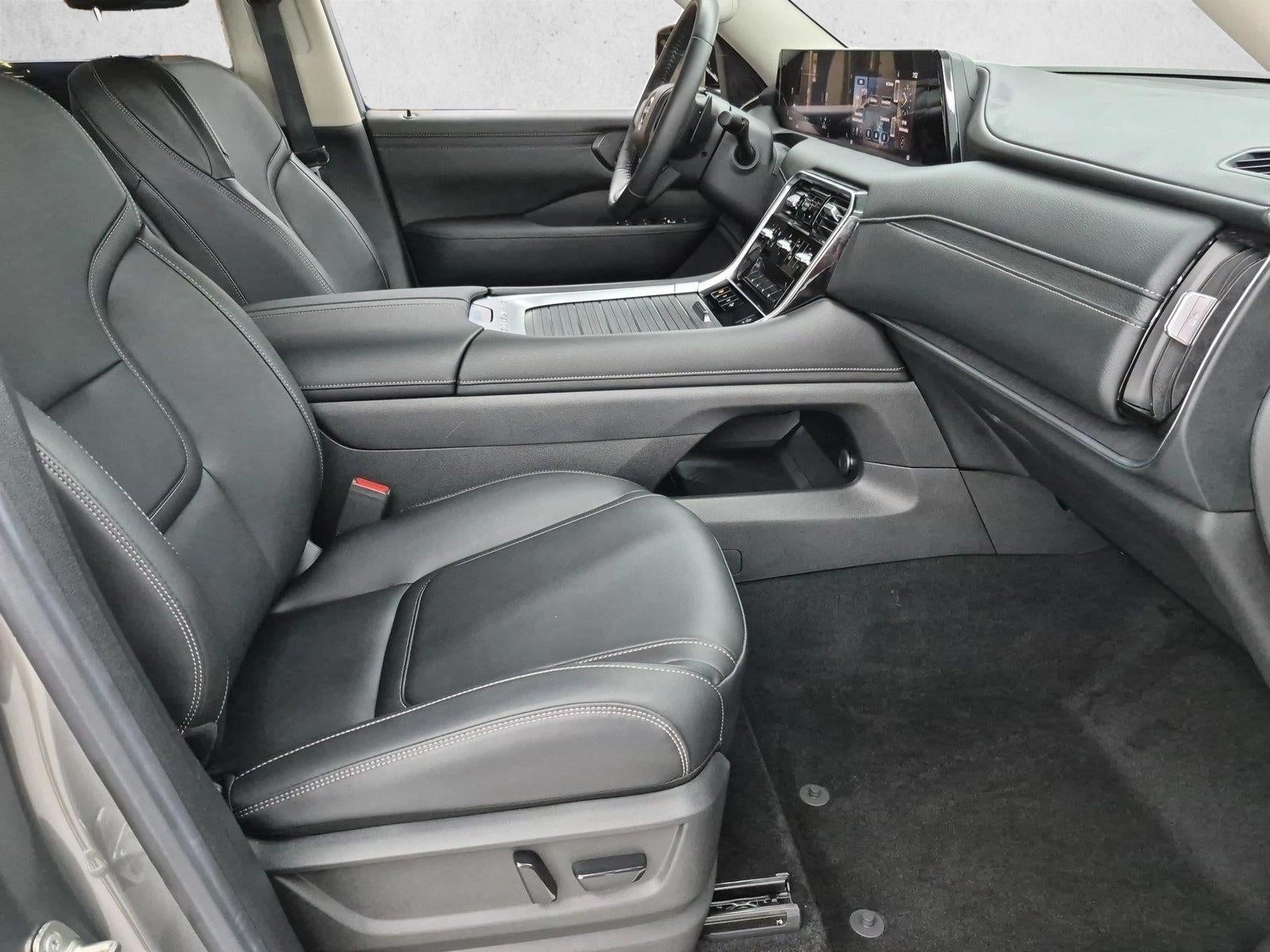2025 Nissan Armada SV 2WD
