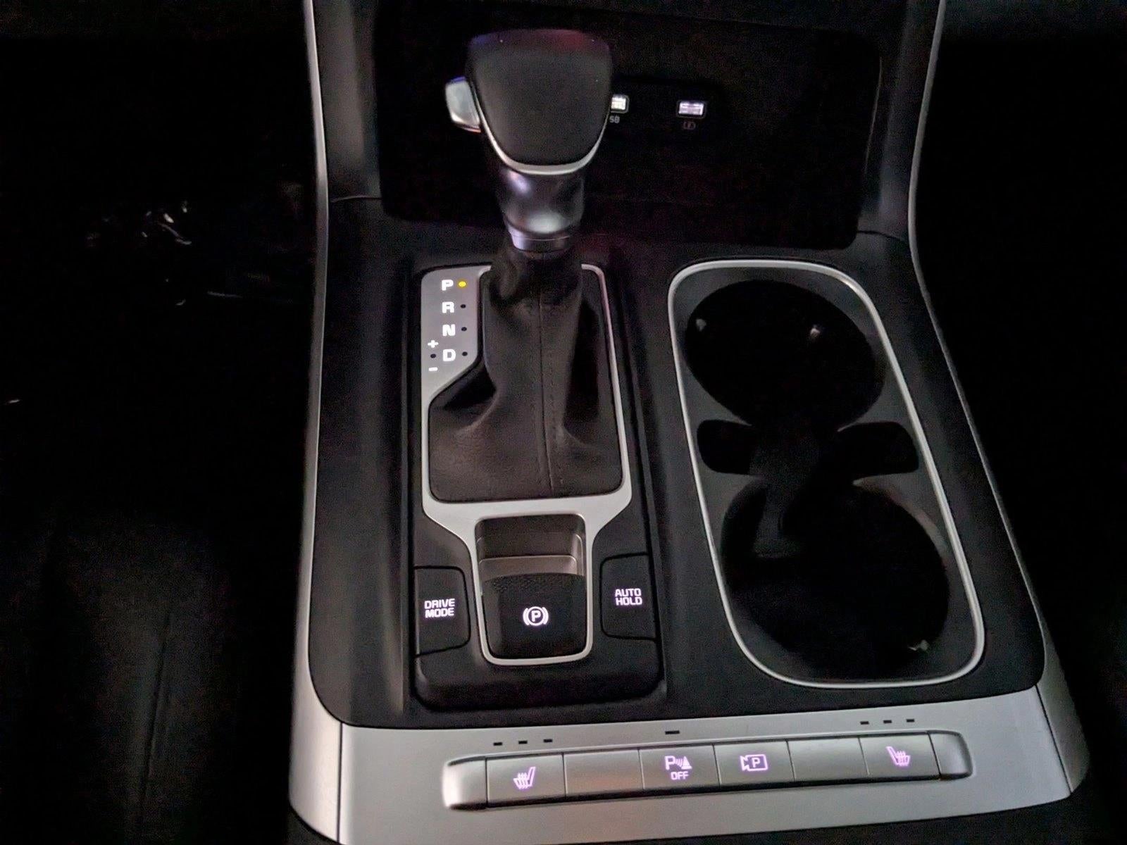2023 Kia Carnival LX