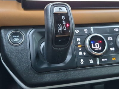 2023 Land Rover Defender 130 SE