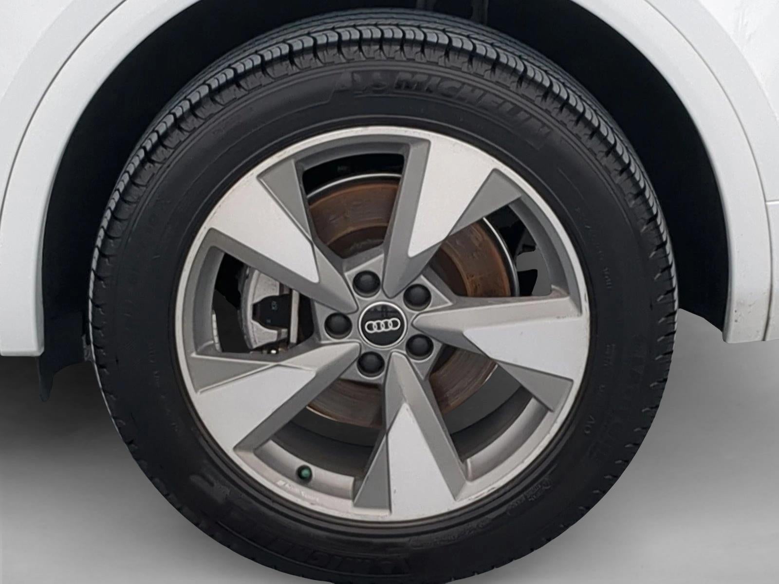 2023 Audi Q5 Premium 40 TFSI quattro S tronic