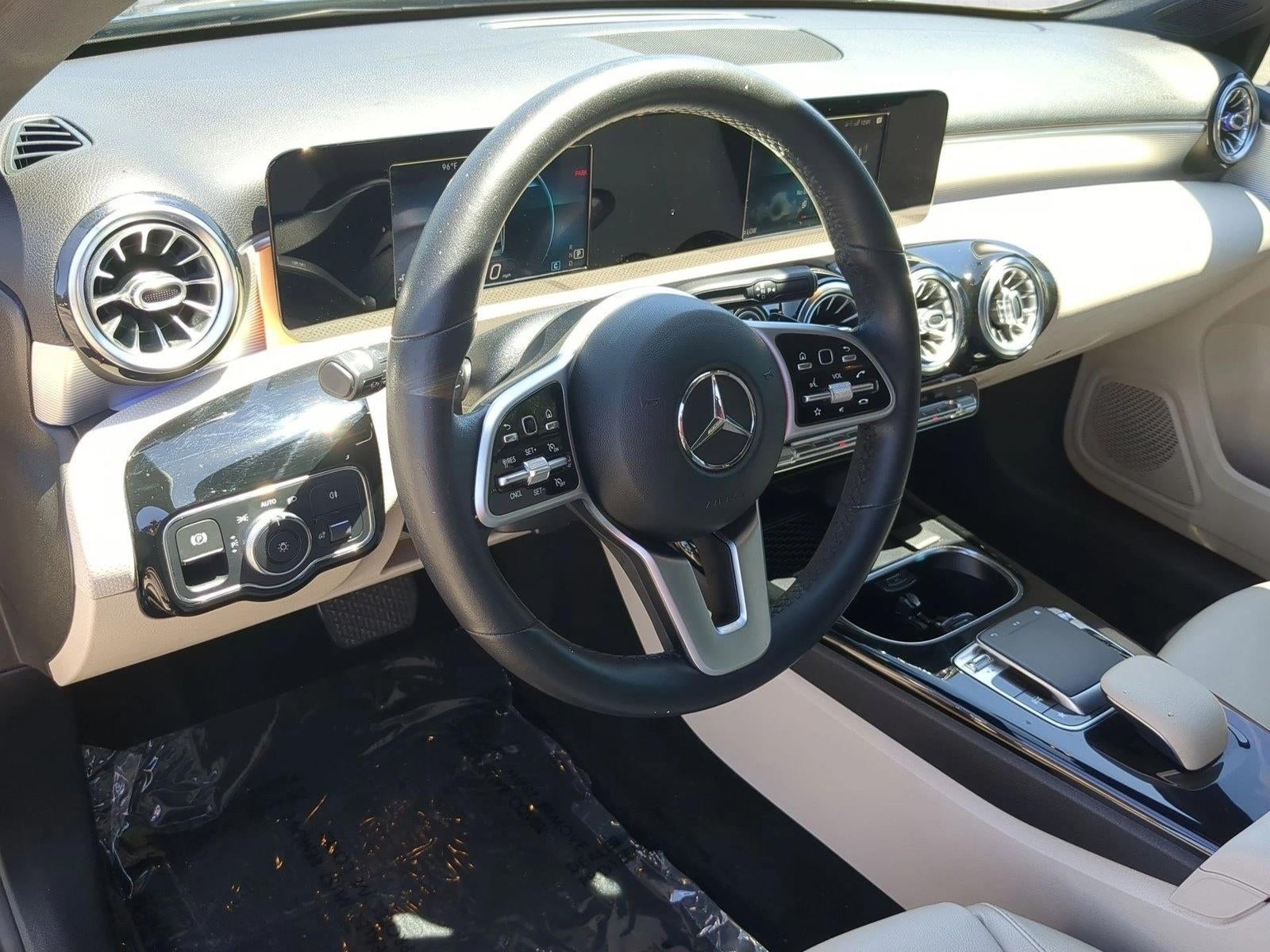 2019 Mercedes-Benz A 220 A 220