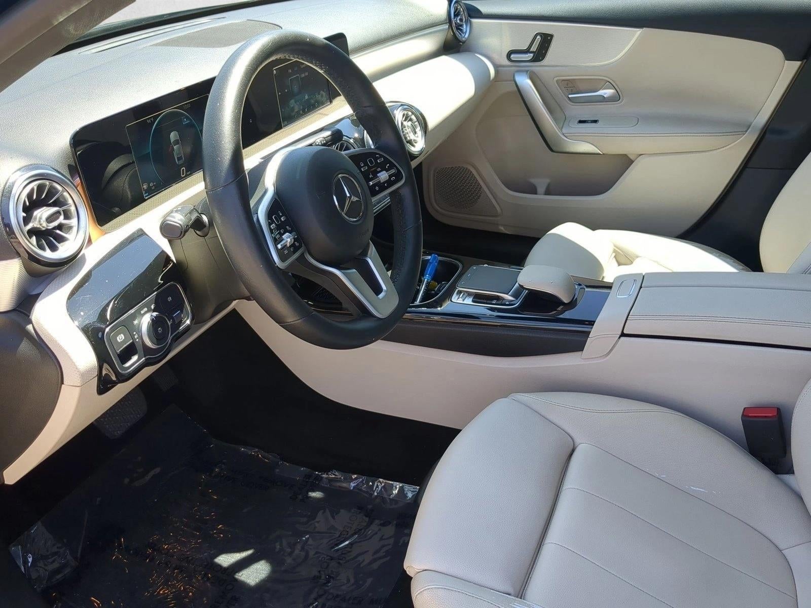 2019 Mercedes-Benz A 220 A 220