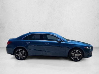 2019 Mercedes-Benz A 220 A 220