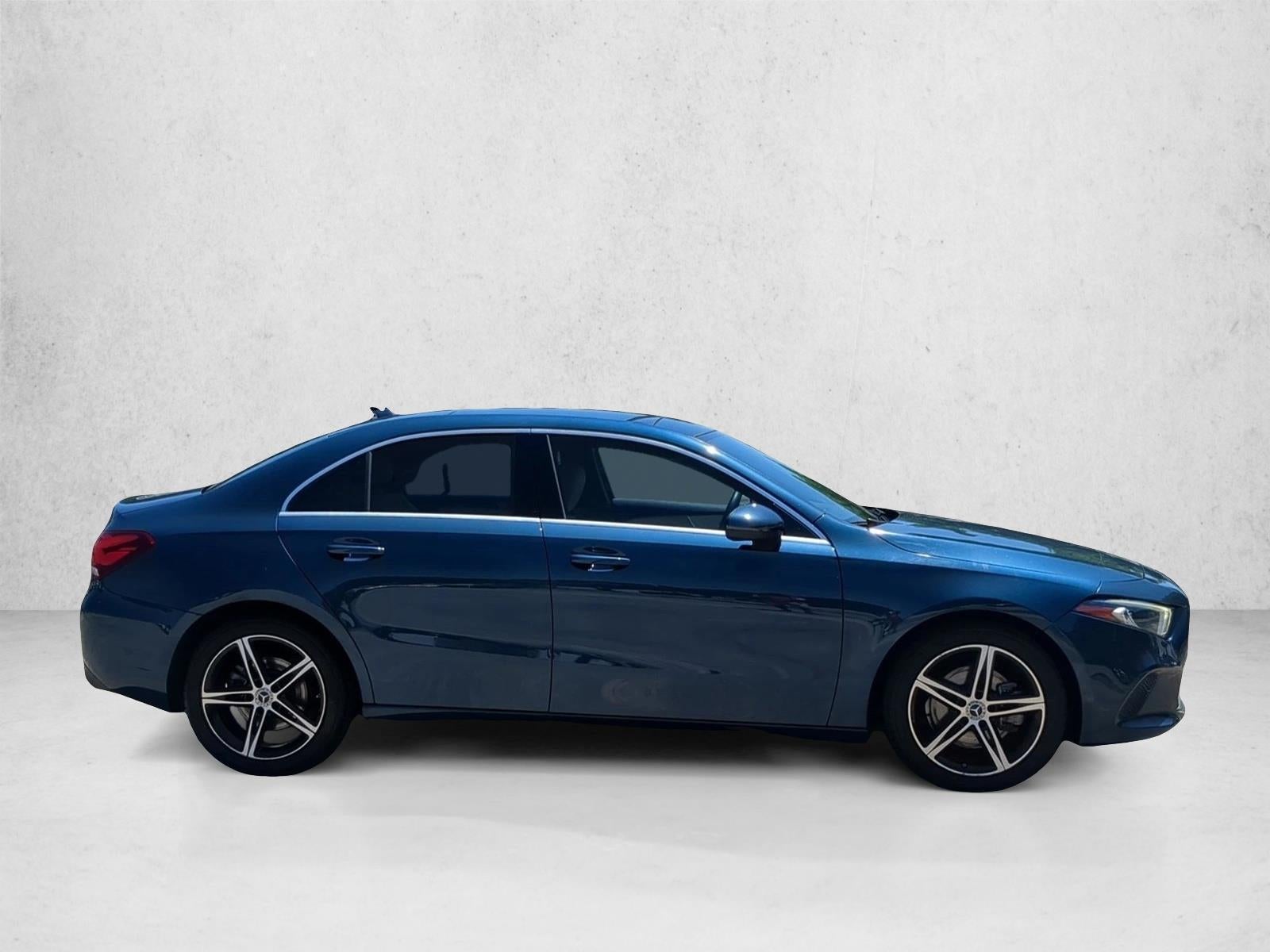 2019 Mercedes-Benz A 220 A 220