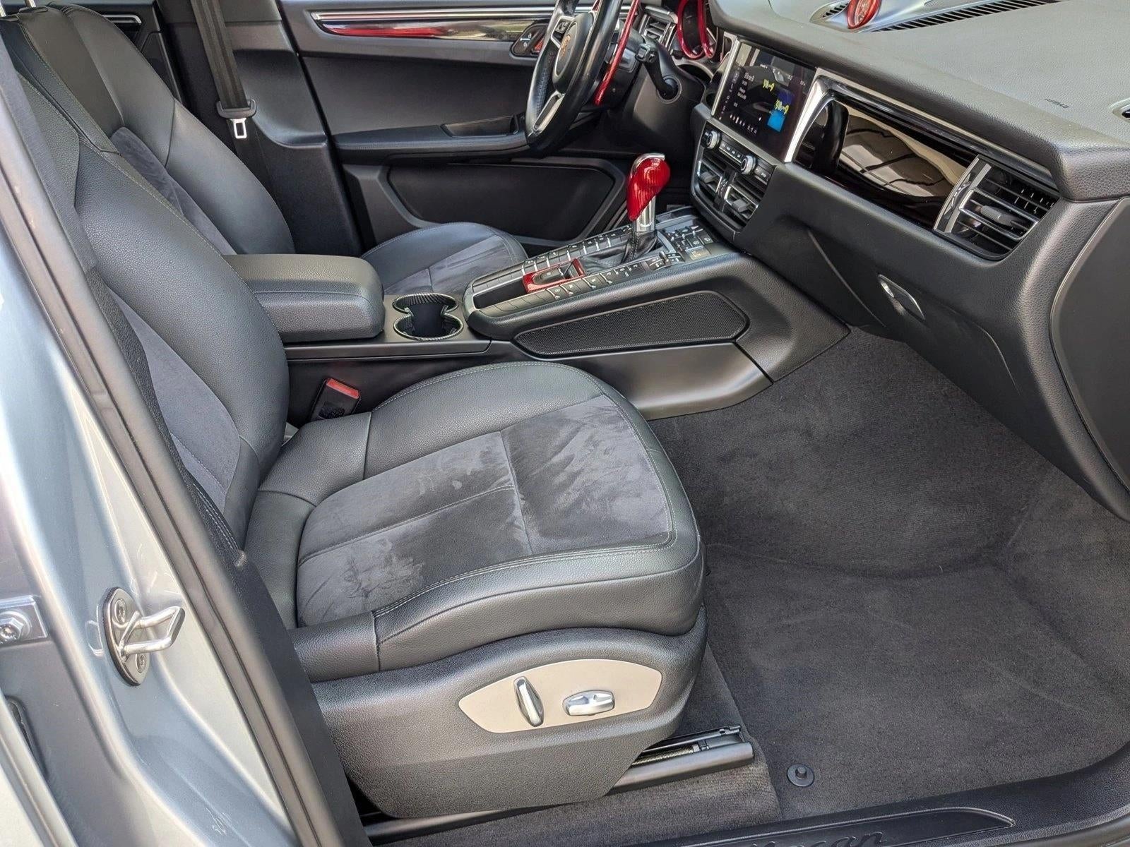 2021 Porsche Macan Base