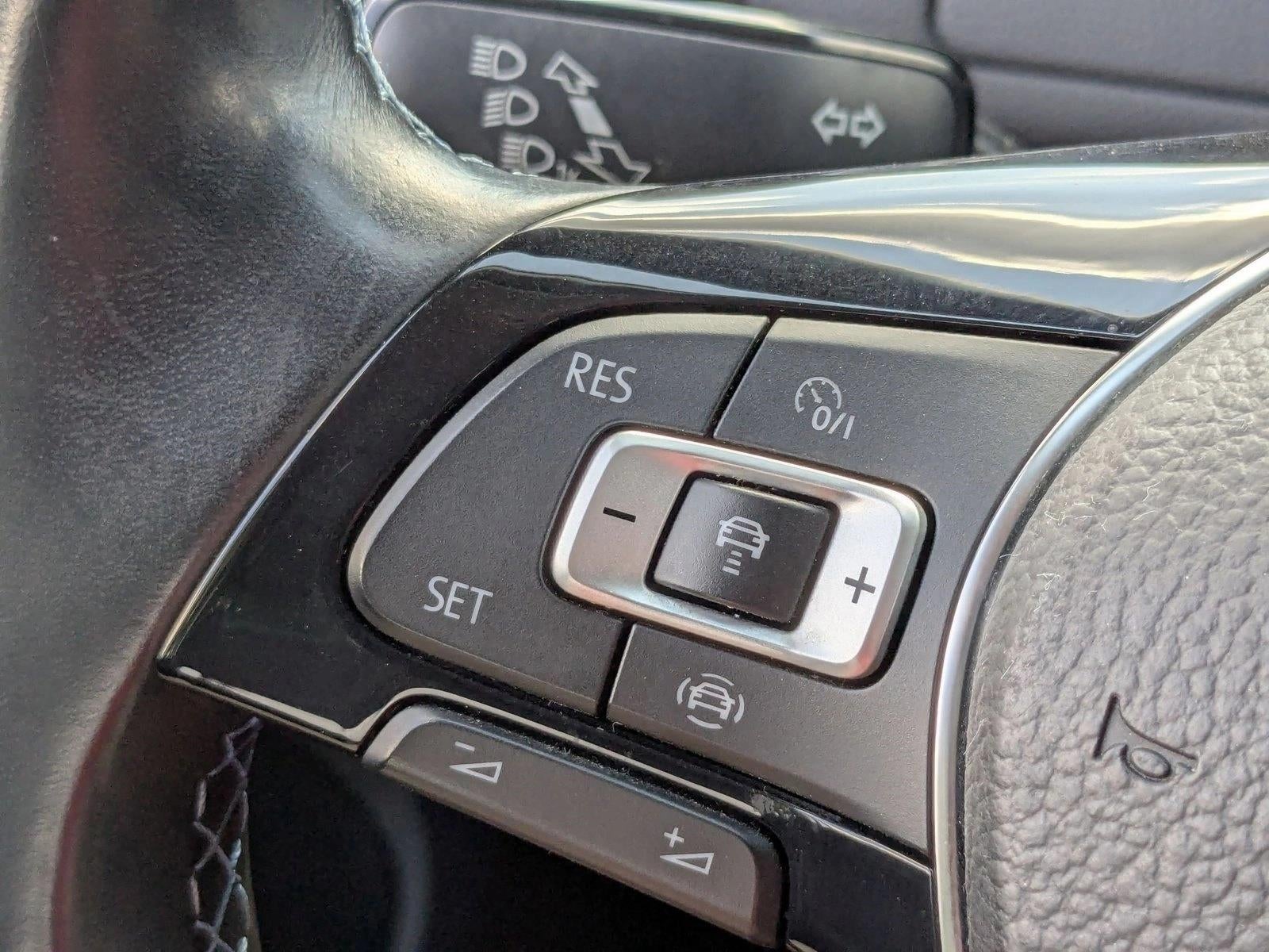 2019 Volkswagen e-Golf SE