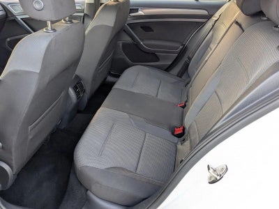 2019 Volkswagen e-Golf SE