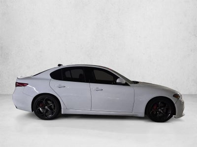 2017 Alfa Romeo Giulia Ti RWD