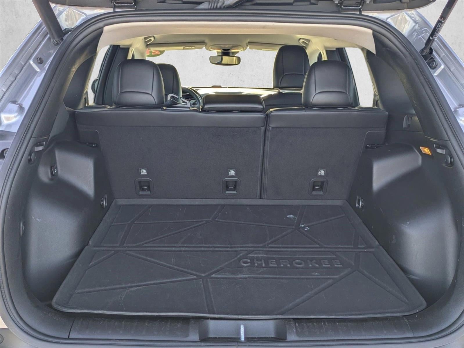 2021 Jeep Cherokee Latitude Lux 4x4