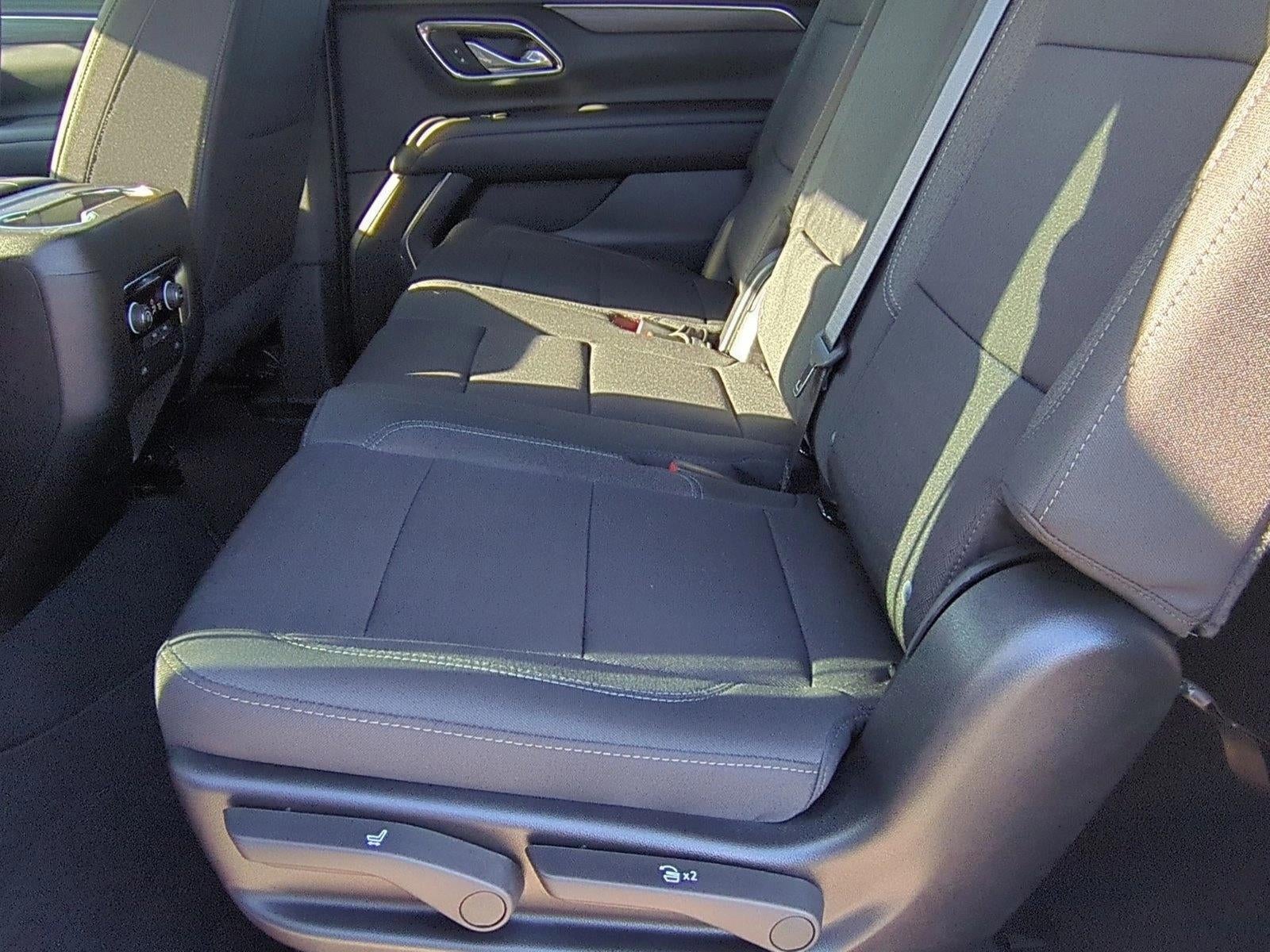 2024 Chevrolet Suburban LS