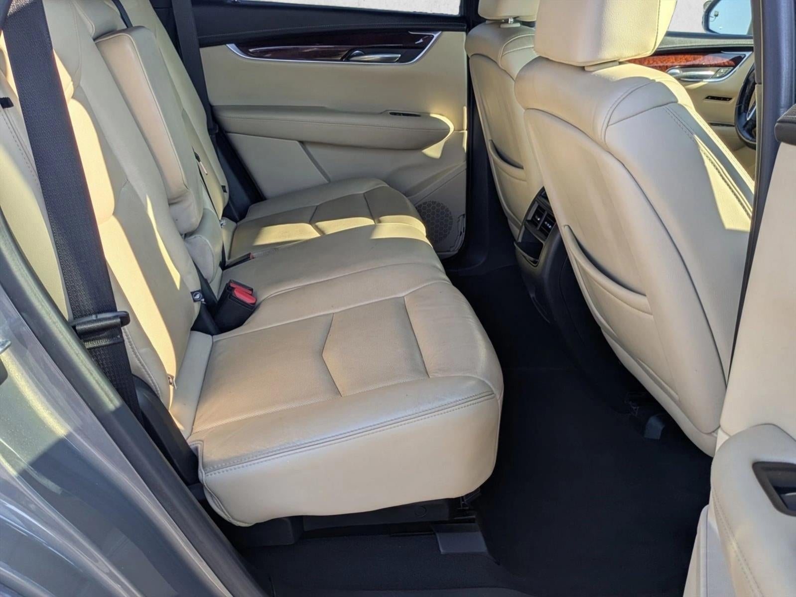 2018 Cadillac XT5 Luxury FWD