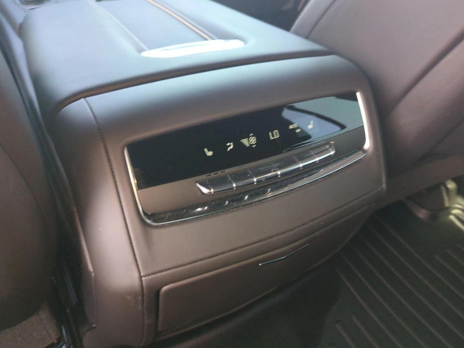 2023 Cadillac Escalade Sport Platinum