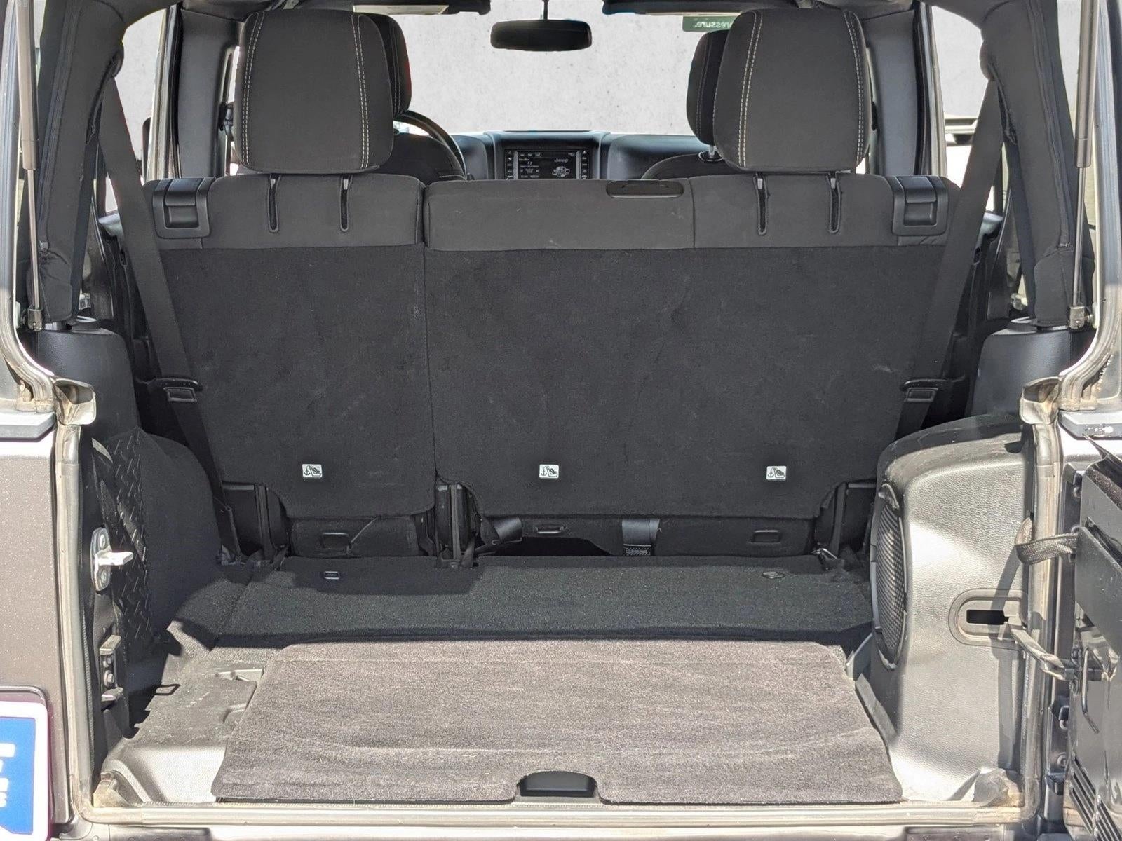 2014 Jeep Wrangler Unlimited Sahara