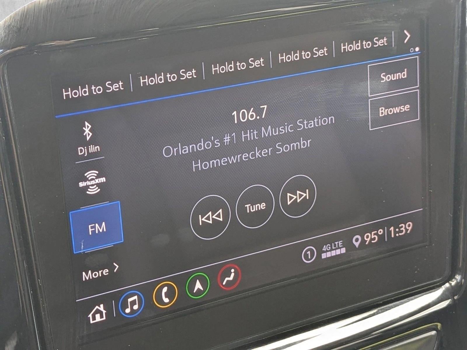 2021 Chevrolet Traverse LT Leather