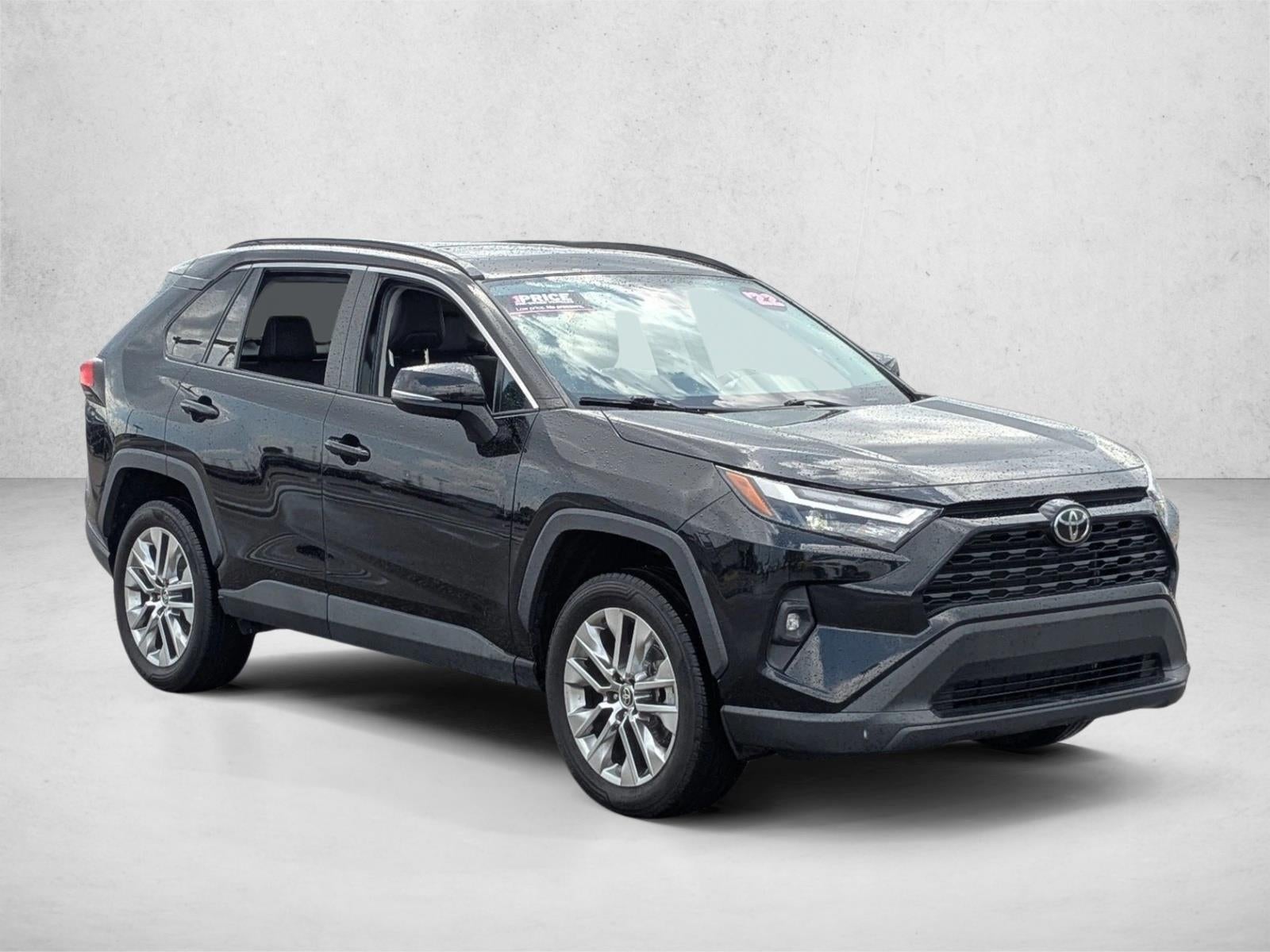 2022 Toyota RAV4 XLE Premium