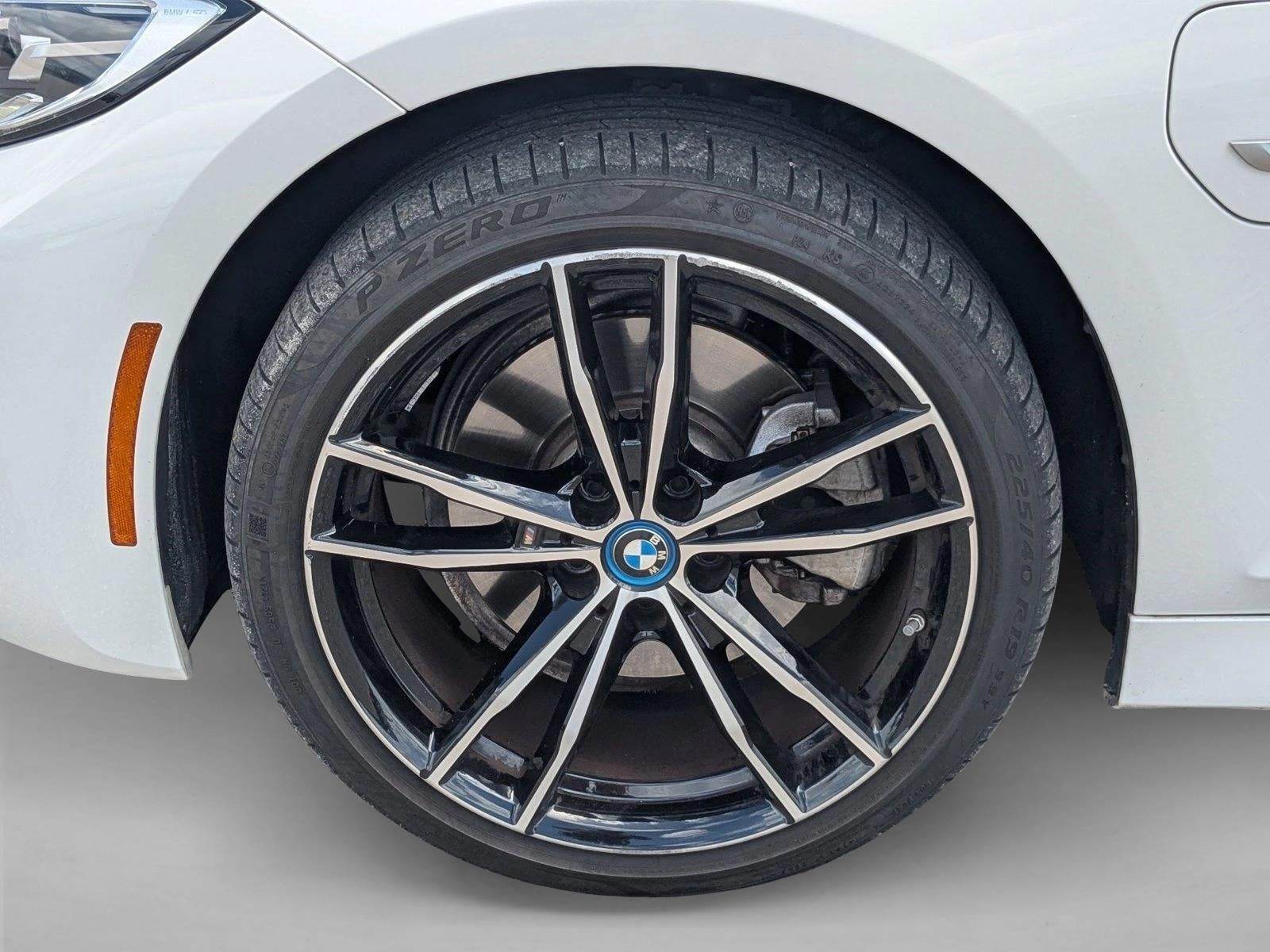 2022 BMW 330e 330e
