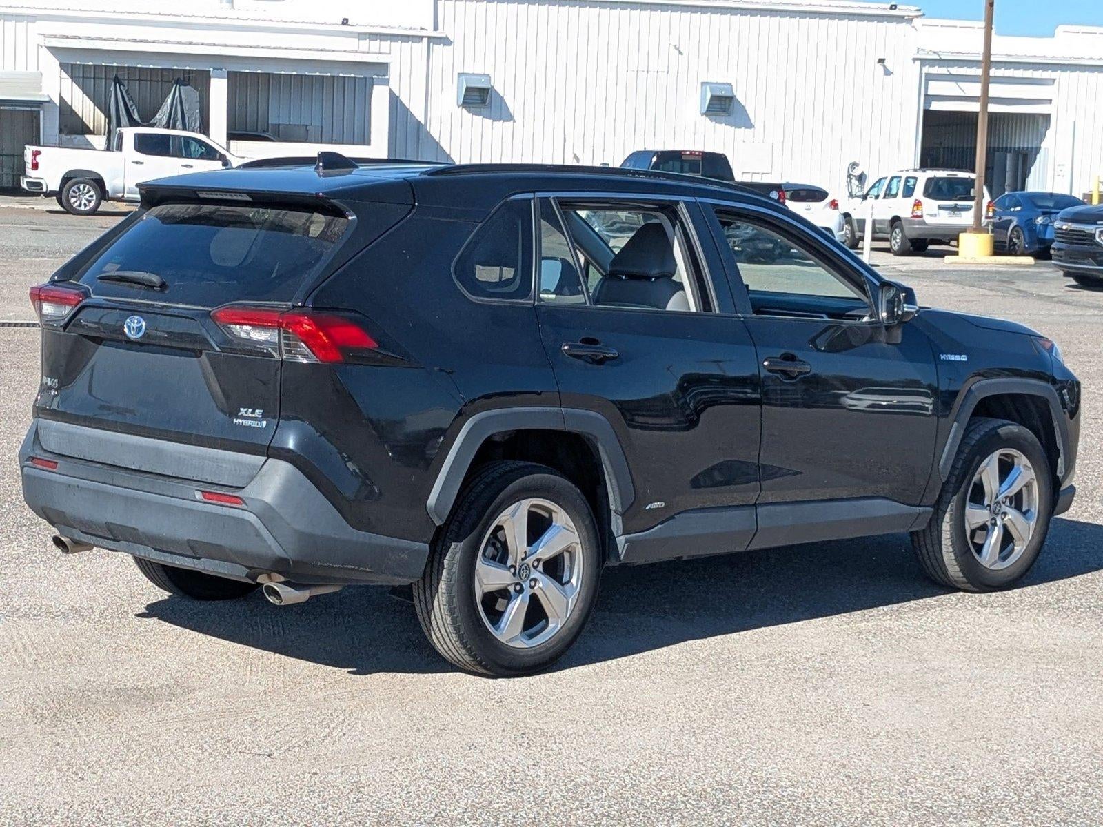 2021 Toyota RAV4 Hybrid LE