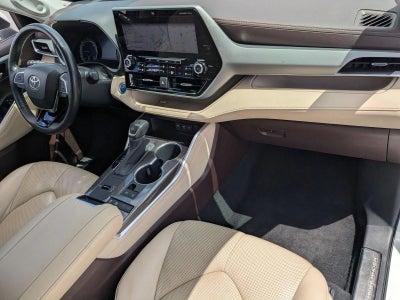 2020 Toyota Highlander Hybrid Platinum
