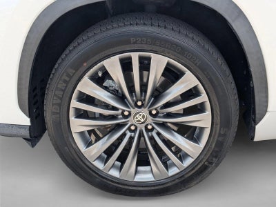 2020 Toyota Highlander Hybrid Platinum