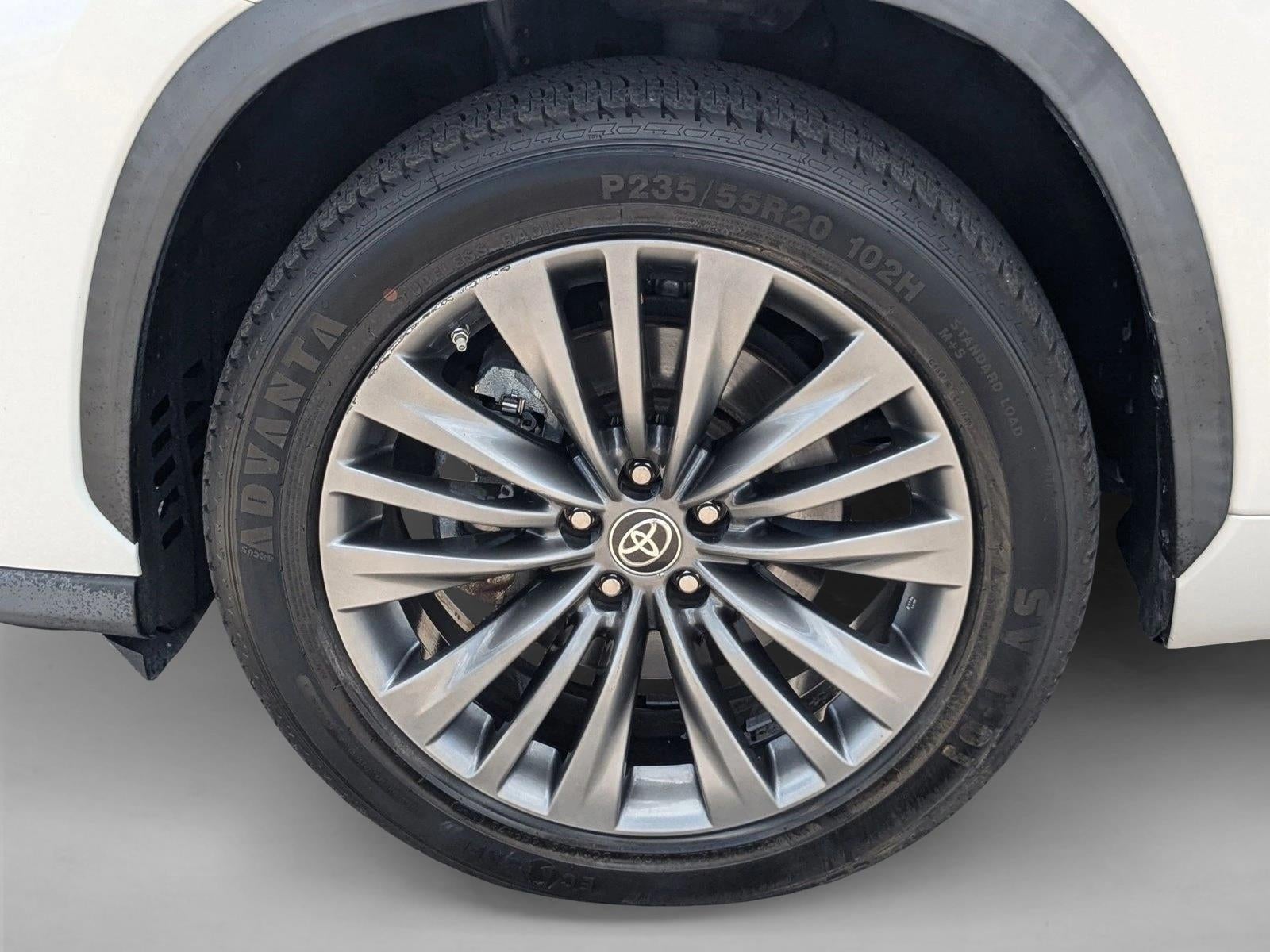 2020 Toyota Highlander Hybrid Platinum