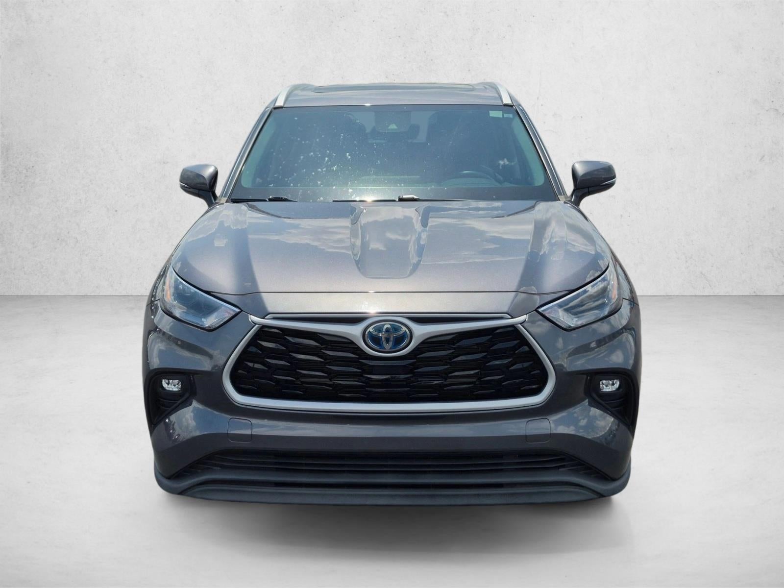 2022 Toyota Highlander Hybrid XLE