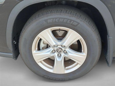 2025 Toyota Highlander LE