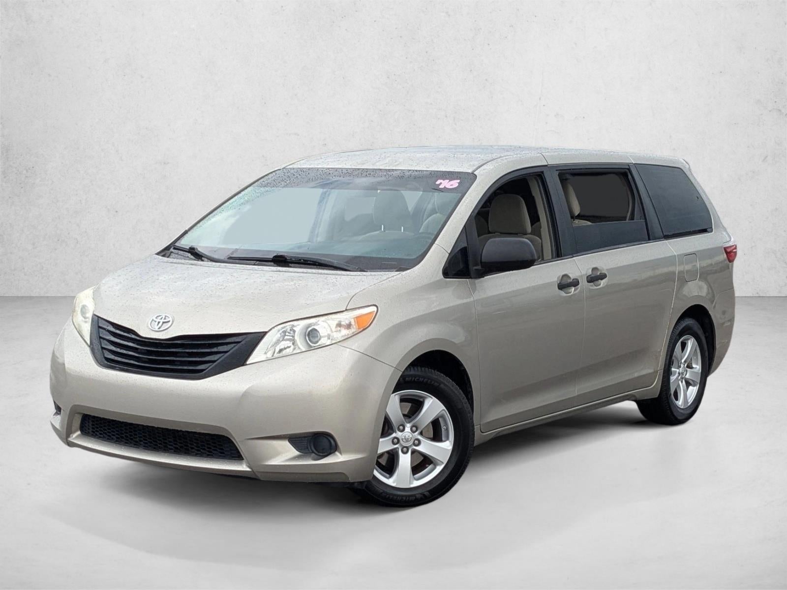 2016 Toyota Sienna L