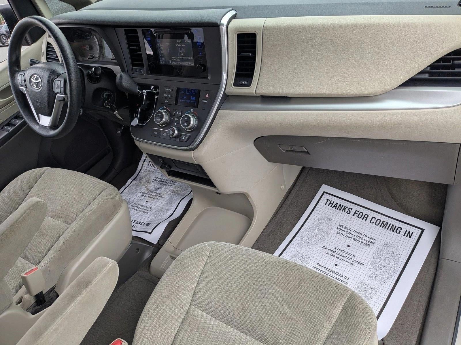 2016 Toyota Sienna L