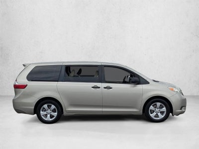 2016 Toyota Sienna L