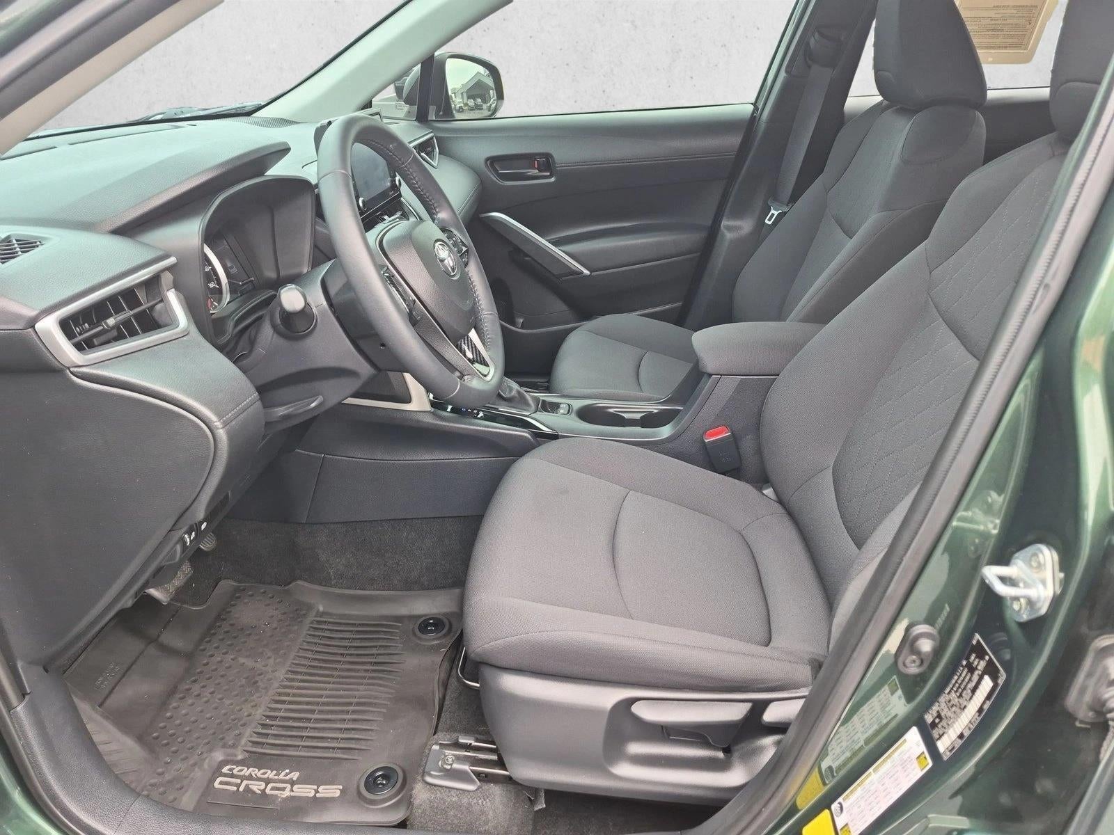 2022 Toyota Corolla Cross LE