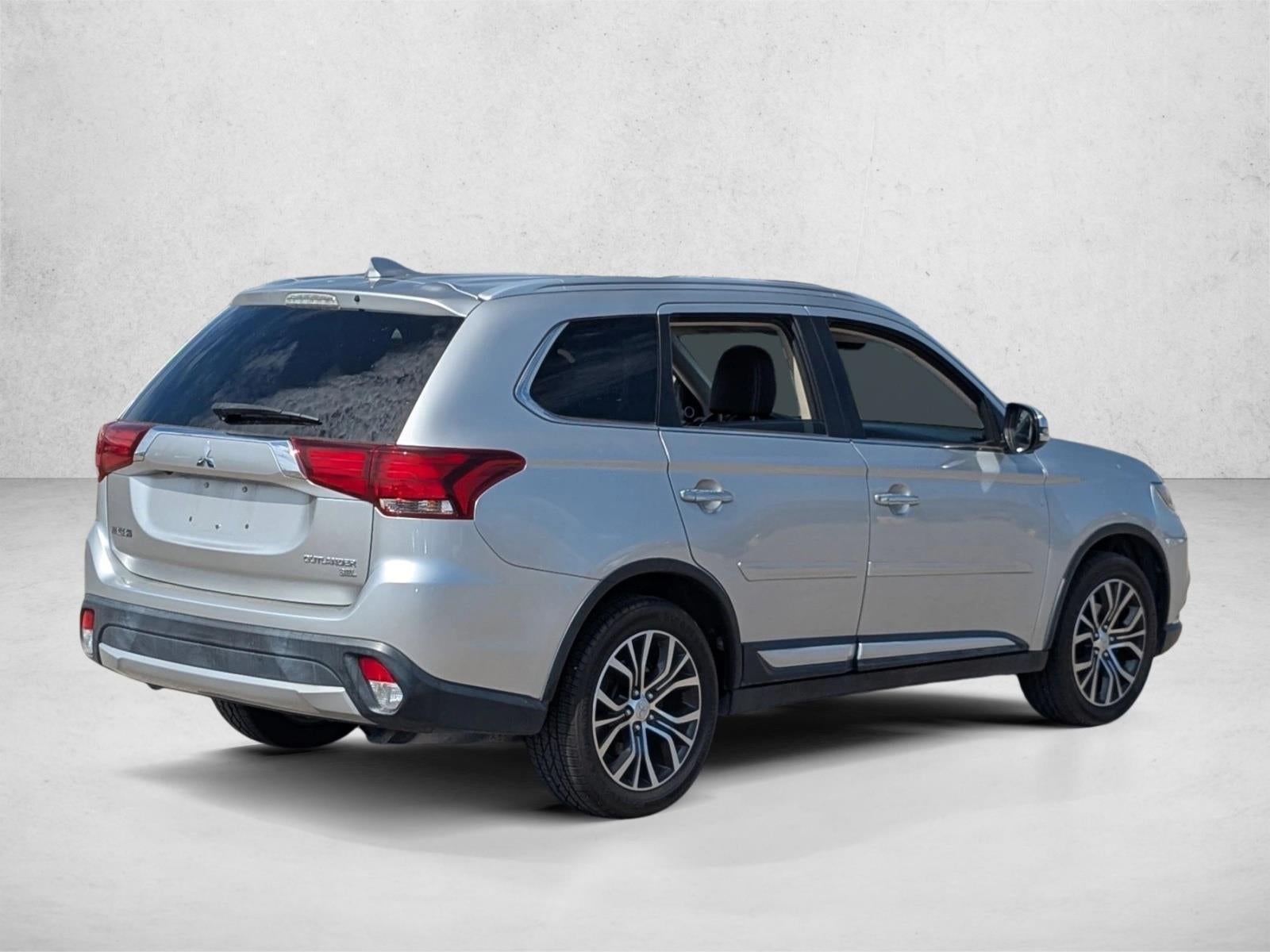 2018 Mitsubishi Outlander SE