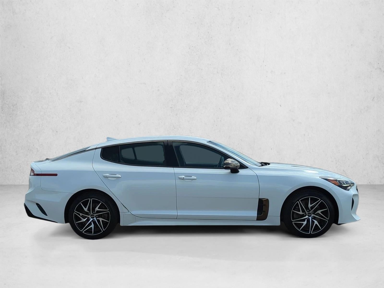 2023 Kia Stinger GT-Line
