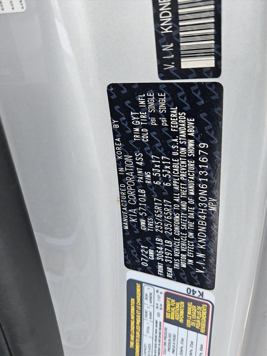 2022 Kia Carnival LX