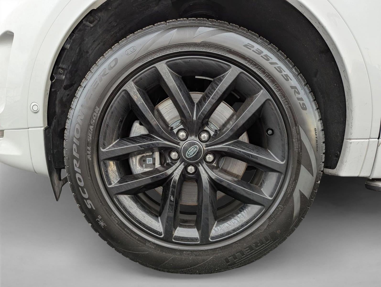 2025 Land Rover Discovery Sport S