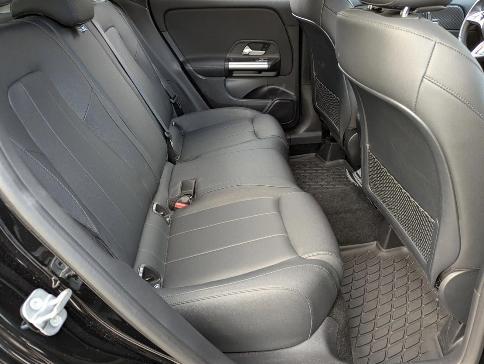 2025 Mercedes-Benz GLA 250 4MATIC®