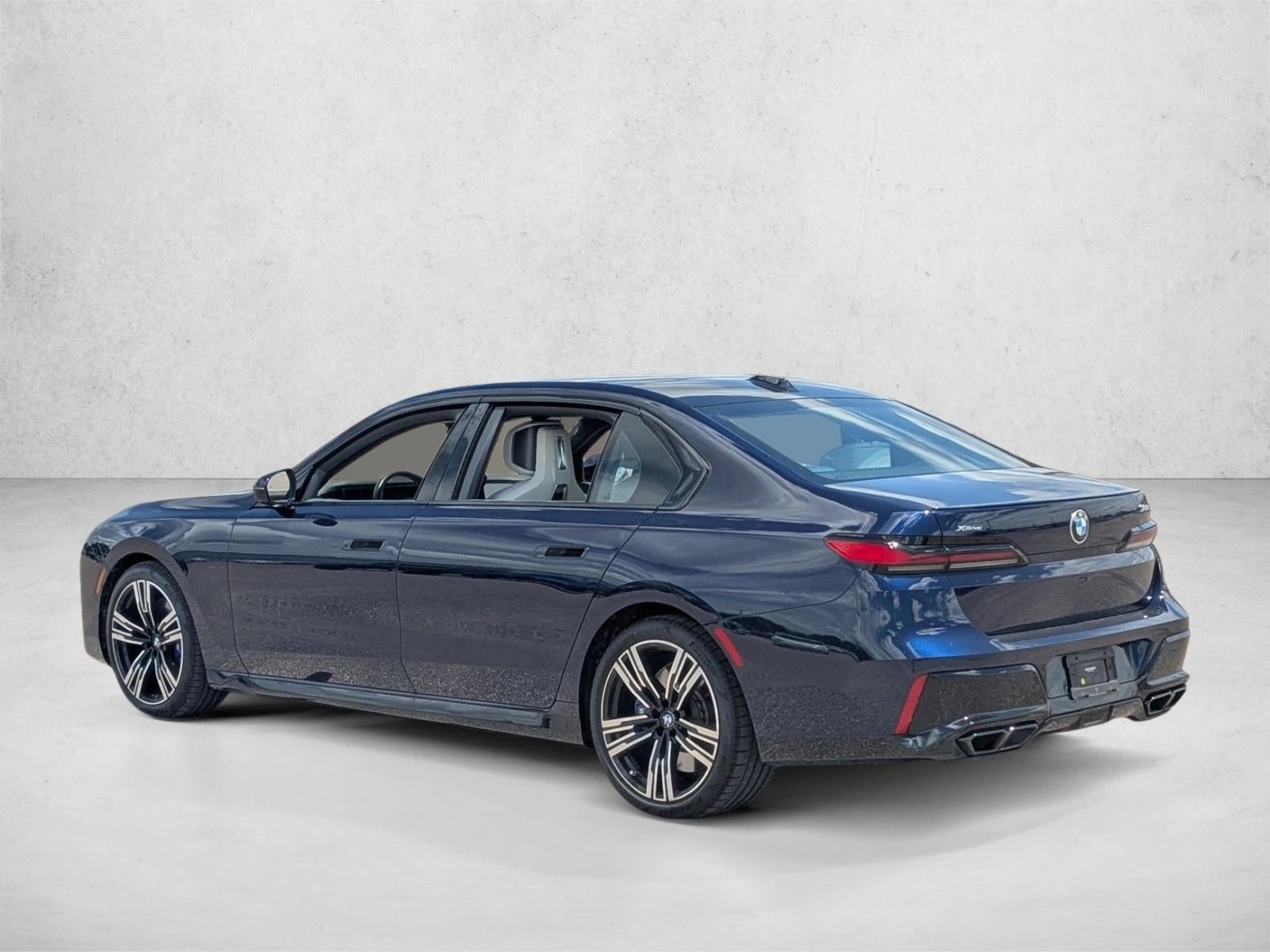 2023 BMW 760 i xDrive