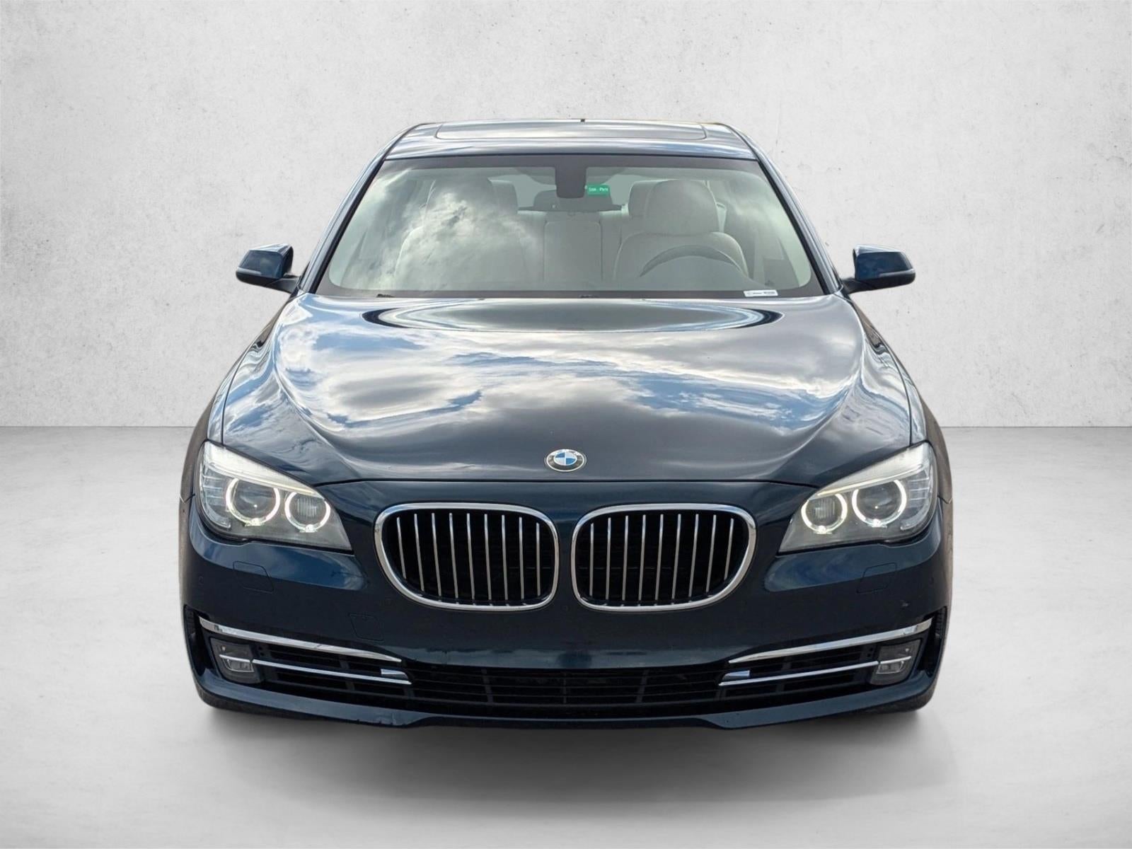 2013 BMW 750i 750i