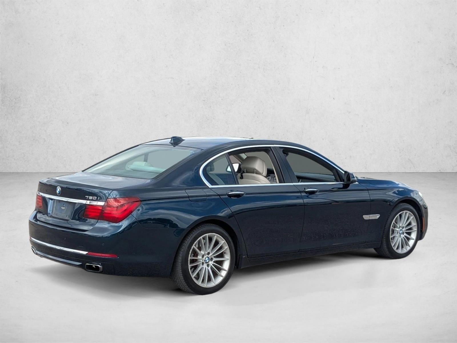 2013 BMW 750i 750i