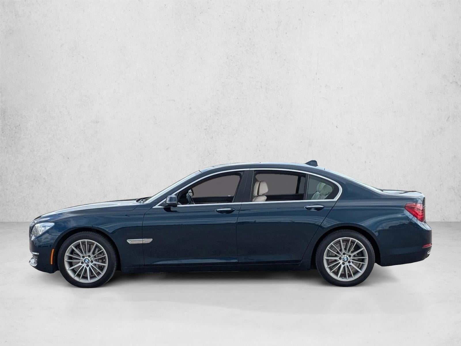 2013 BMW 750i 750i